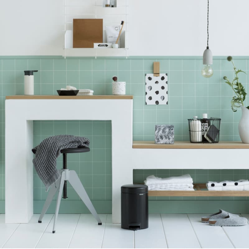 Cubo C/Pedal Mate - Vista 3