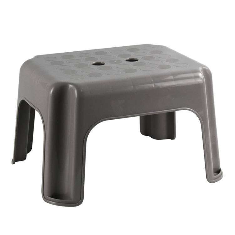 Taburete Plastic vista 2
