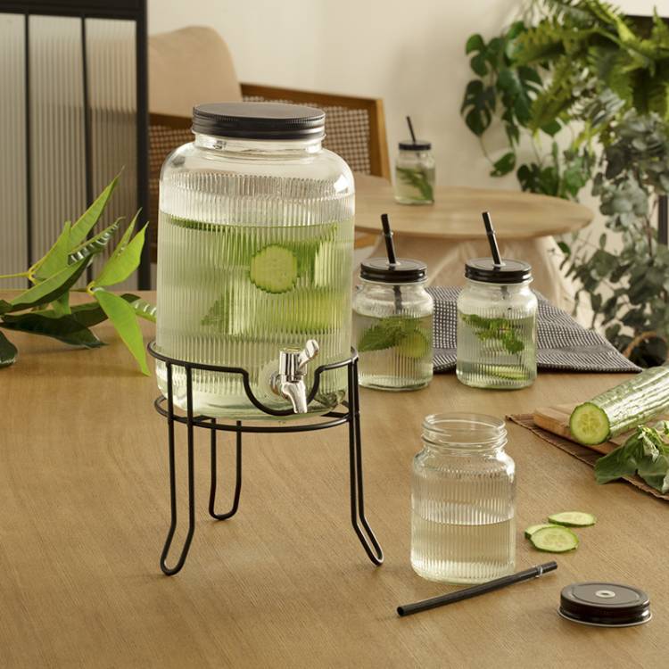 Depósito Agua+Jarros vista 2