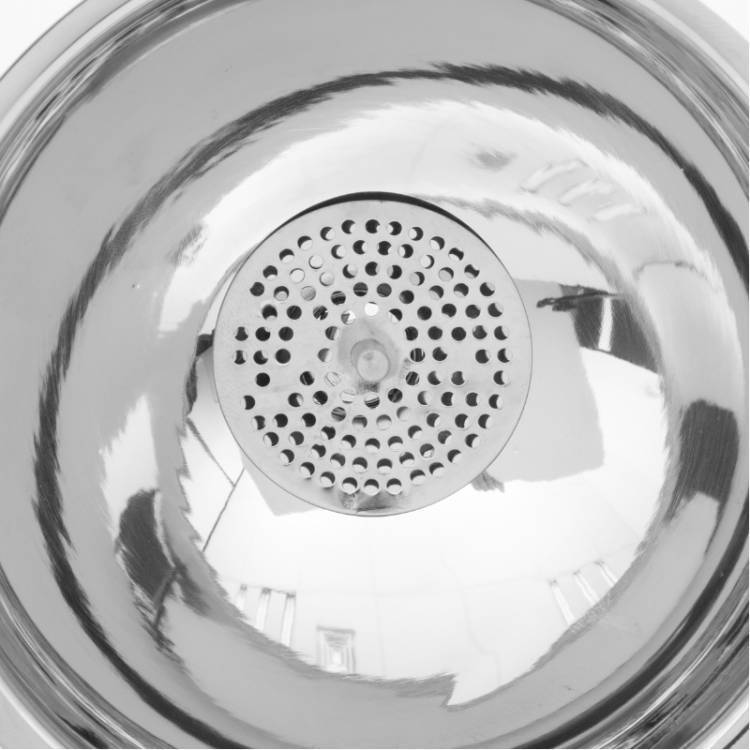 Embudo C/Colador vista 2