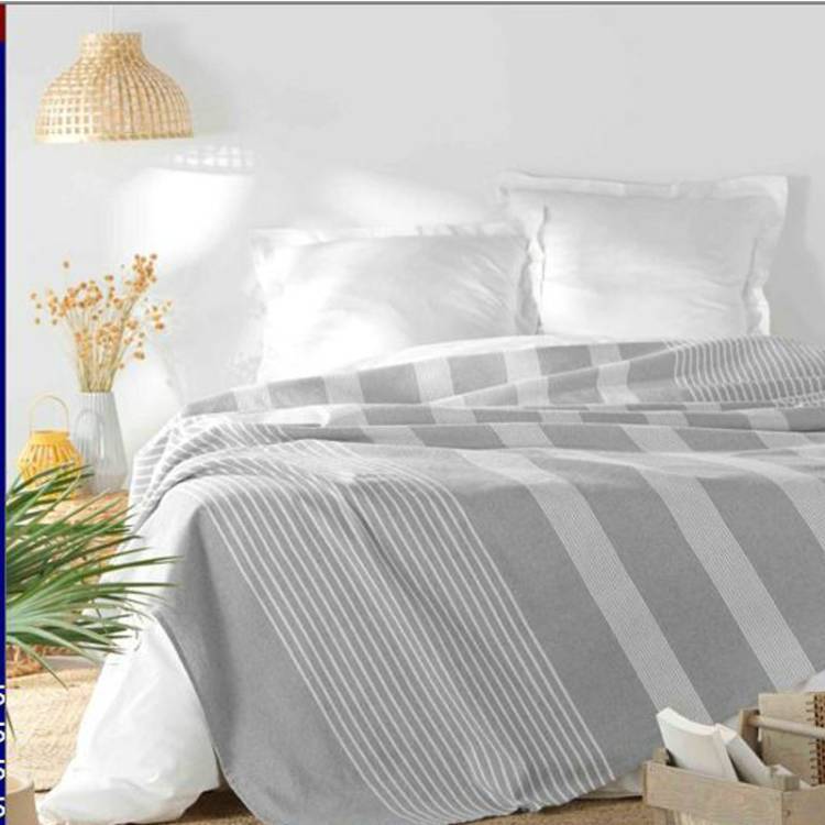 Colcha Adele Gris